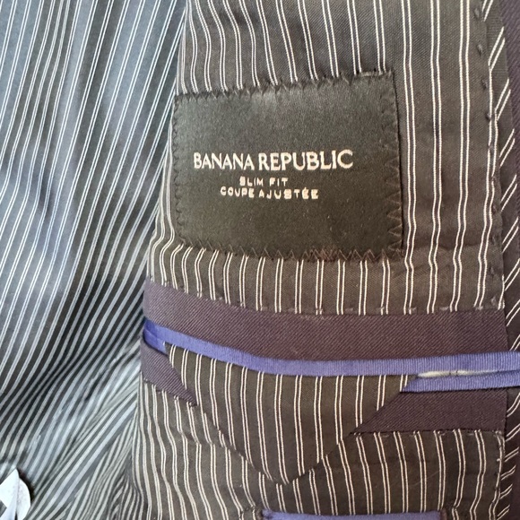 Banana Republic x Marzatto navy wool slim fit suit jacket - Picture 6 of 6